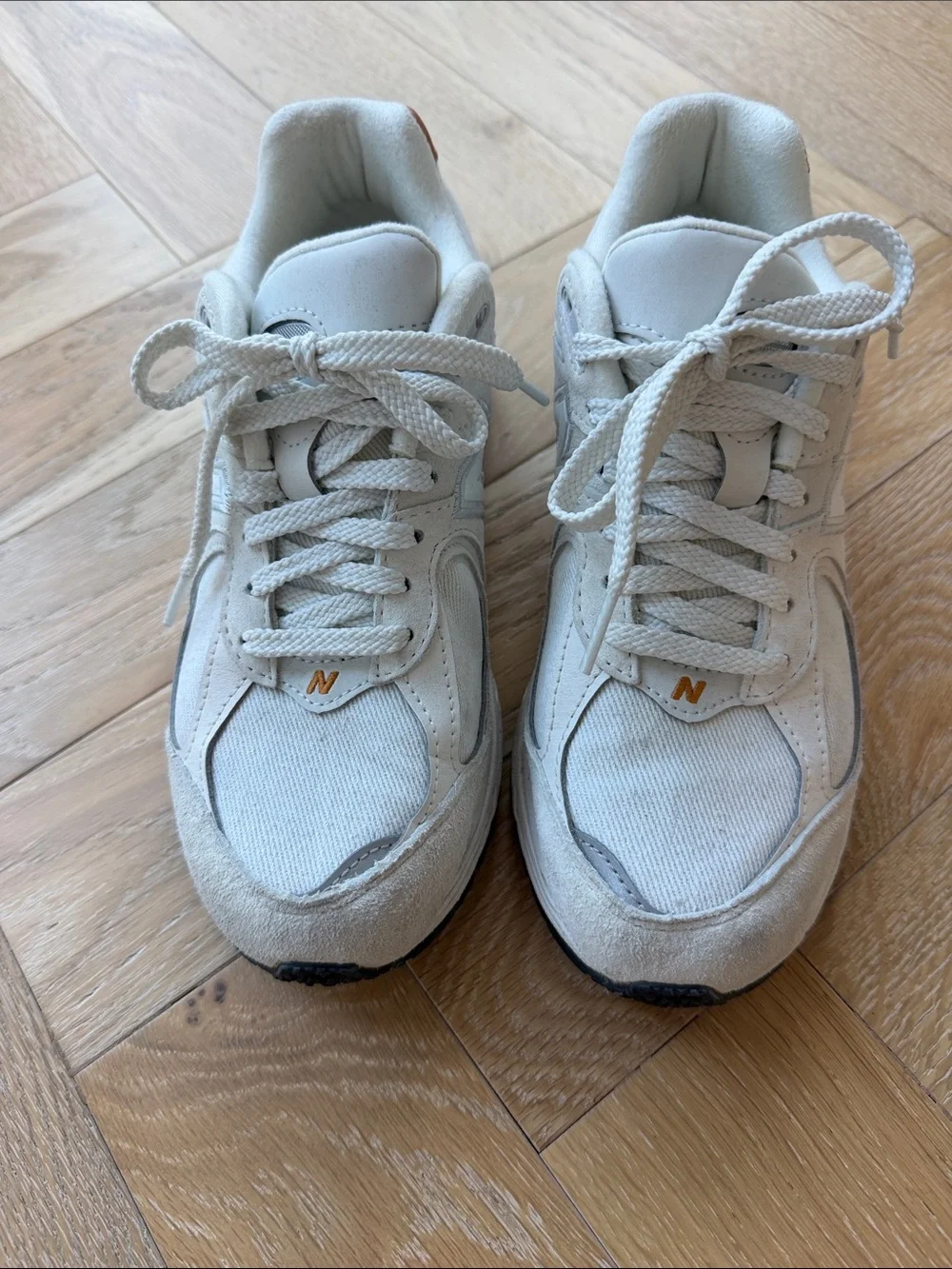 New Balance Women's Off-White and Tan Sneakers